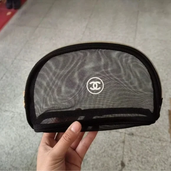 Chanel Black Tote Bag with Mesh Design - Picture 2 of 7